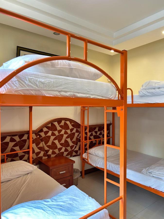 Ha Long Starlight Hostel Buitenkant foto