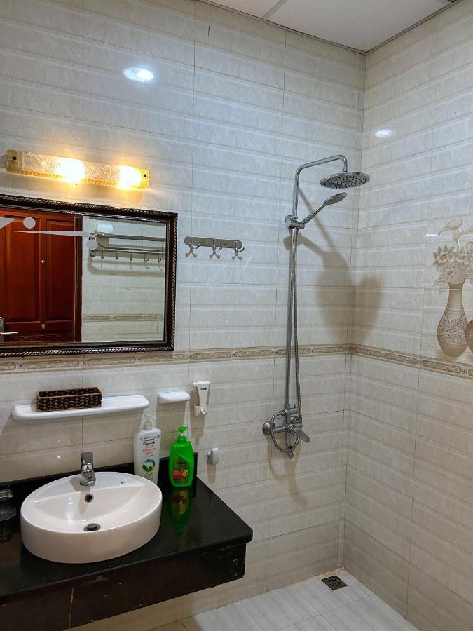 Ha Long Starlight Hostel Buitenkant foto